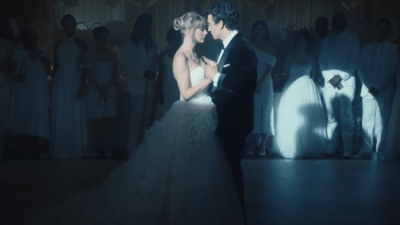 Taylor Swift in a Wedding Dress A Dreamy Exploration