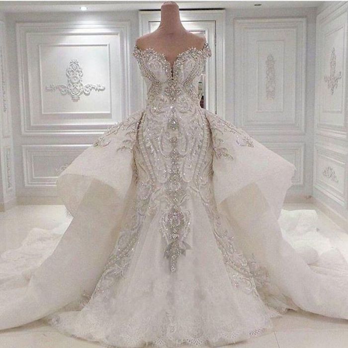 Mermaid wedding dress with beading